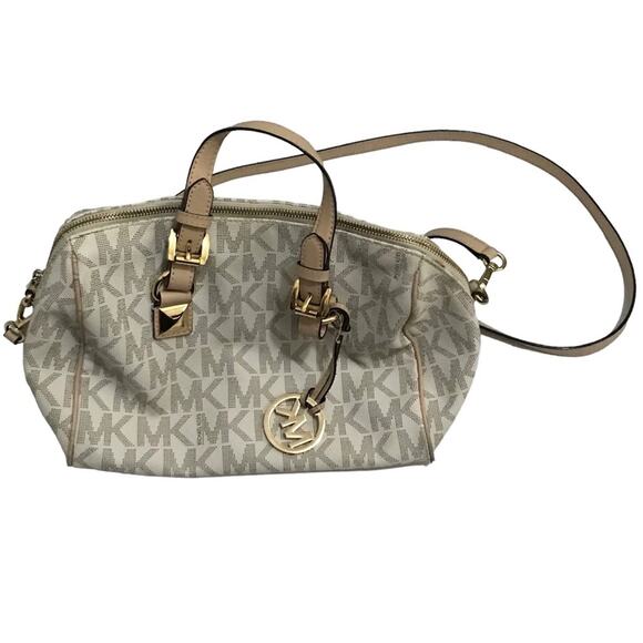 Michael Kors Handbags - Michael Kors Grayson Vanilla Satchel